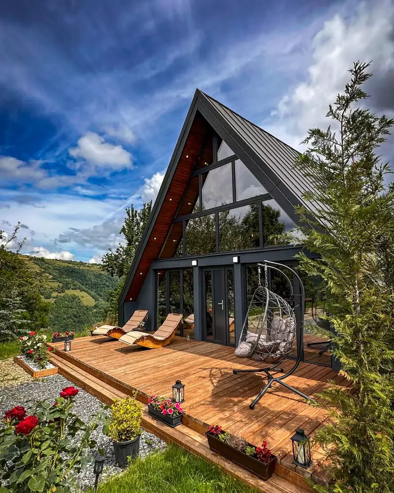 VEA MOUNTAIN RETREAT