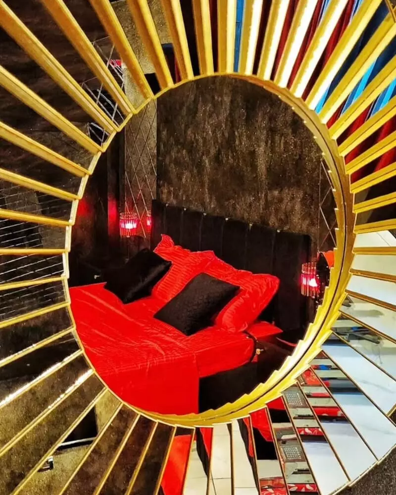 Red Room Mamaia Nord